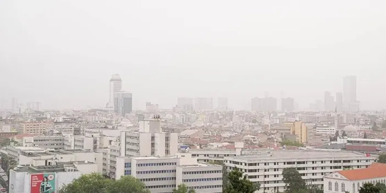 Kuzey Afrika Kaynaklı Toz Bulutu Türkiye'nin Birçok Bölgesini Etkiliyor
