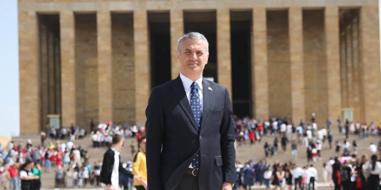 Yomra Belediye Başkanı Bıyık'tan Anıtkabir ziyareti