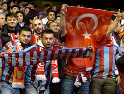 "Uşaklar bir kez daha tarih yazın"