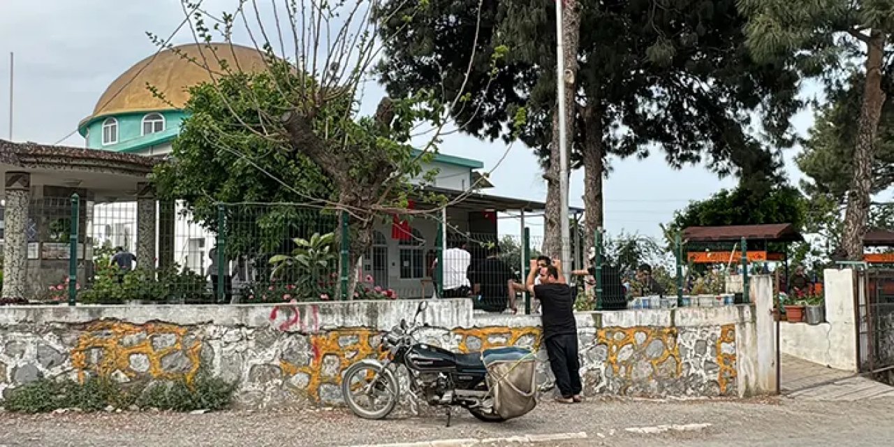 Hatay'da cami önünde silahlı saldırıya uğramıştı! İmamın cenazesi toprağa verildi