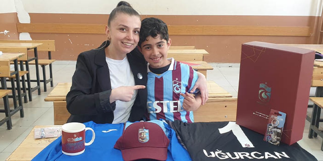Ağrılı Nurullah'ın bordo mavi sevgisi gündem olmuştu! Trabzonspor kayıtsız kalmadı