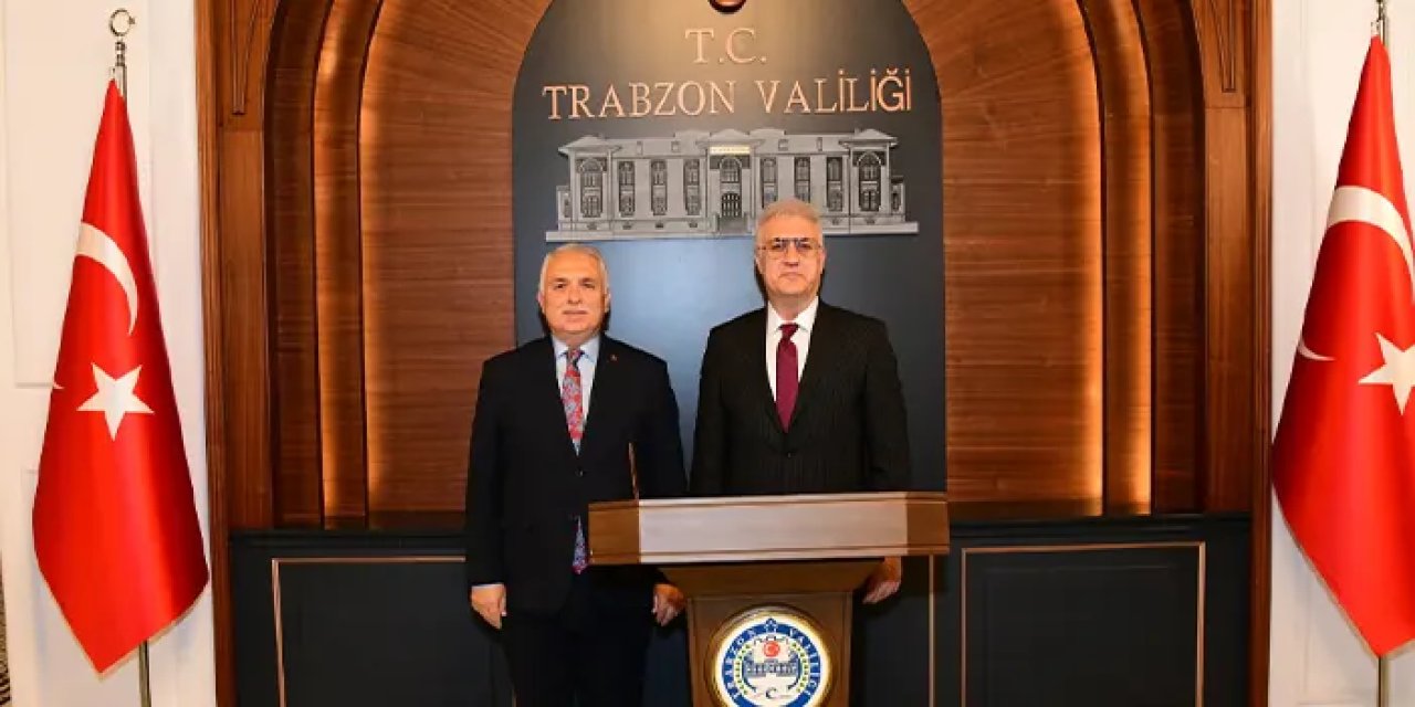 Devlet Tiyatroları Genel Müdürü Tamer Karadağlı Trabzon'a geldi! Vali Yıldırım'ı ziyaret etti