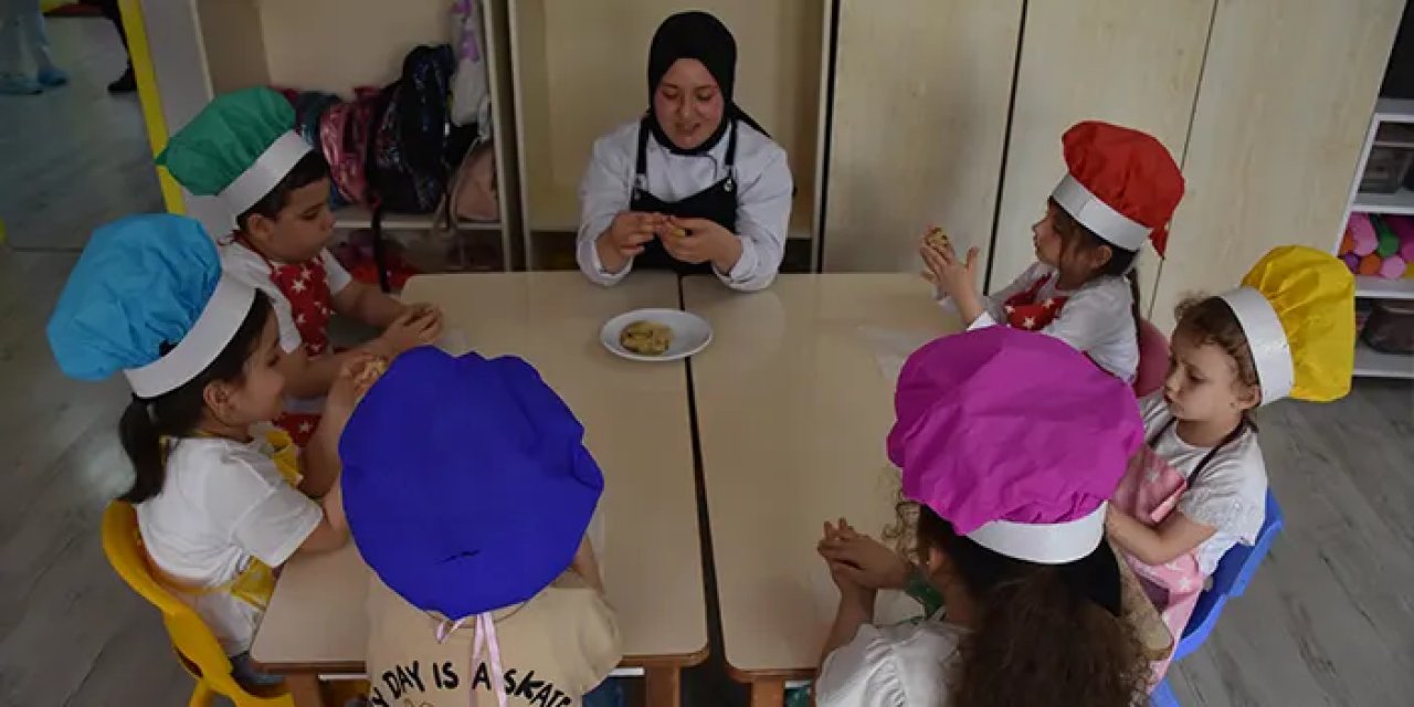 Trabzon'da çocuklar geleneksel el sanatlarını ustalarından öğreniyor