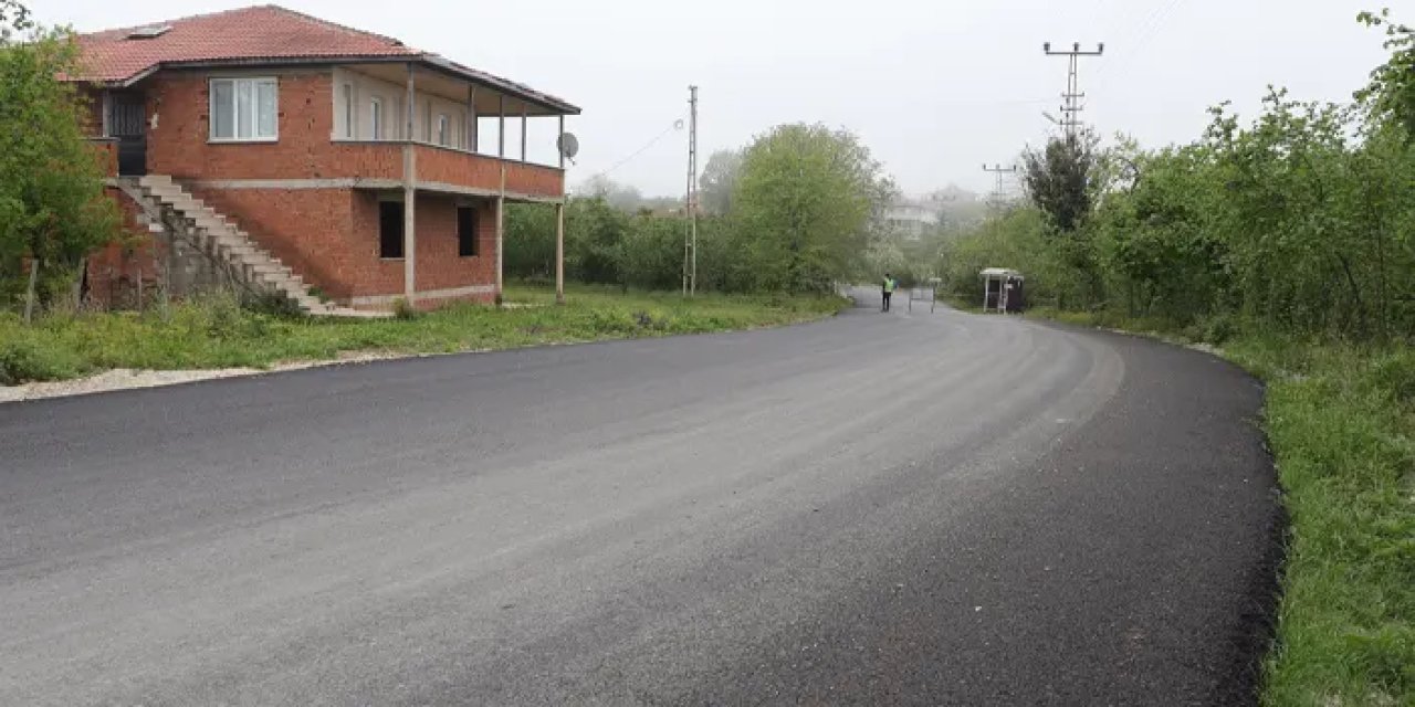 Ordu'da 3 ilçeyle 10 mahalleyi birbirine bağlıyor! Asfalt çalışması başladı