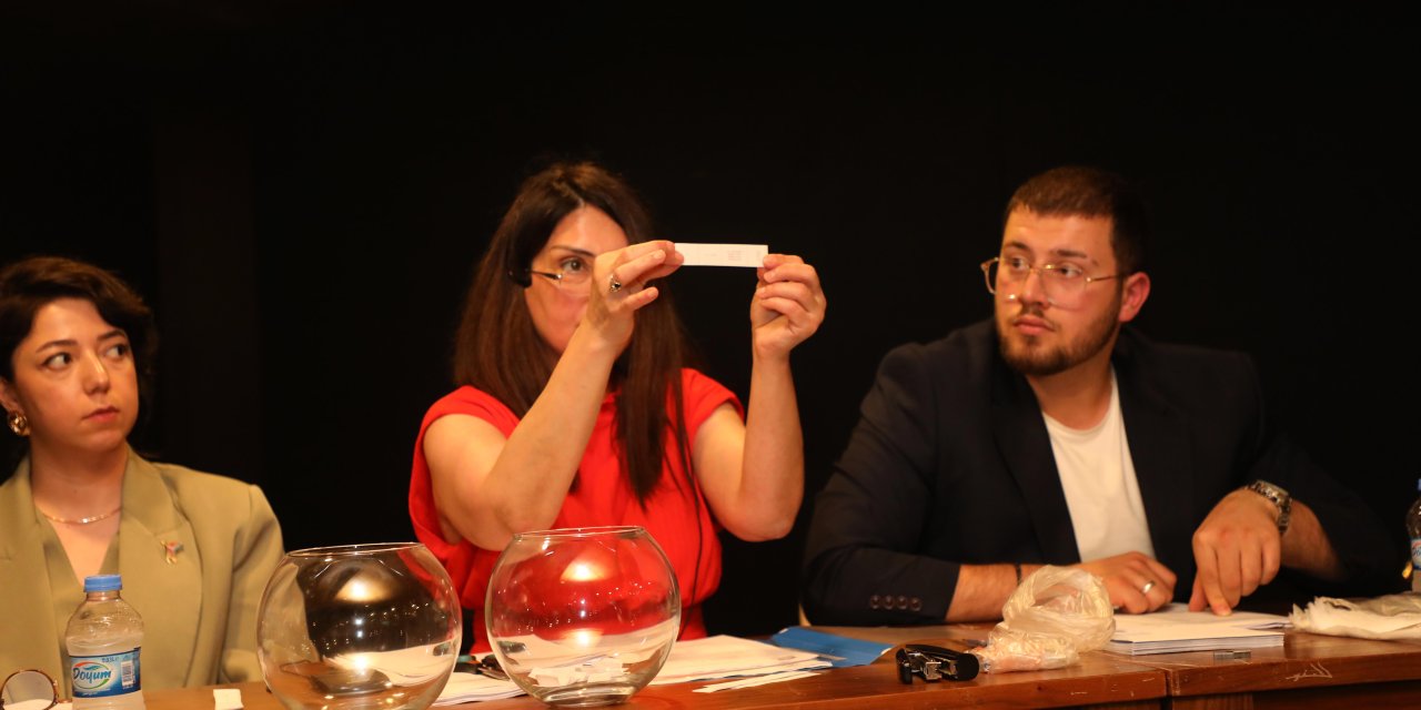 Rize'de kentsel dönüşüm konutlarının kuraları çekildi