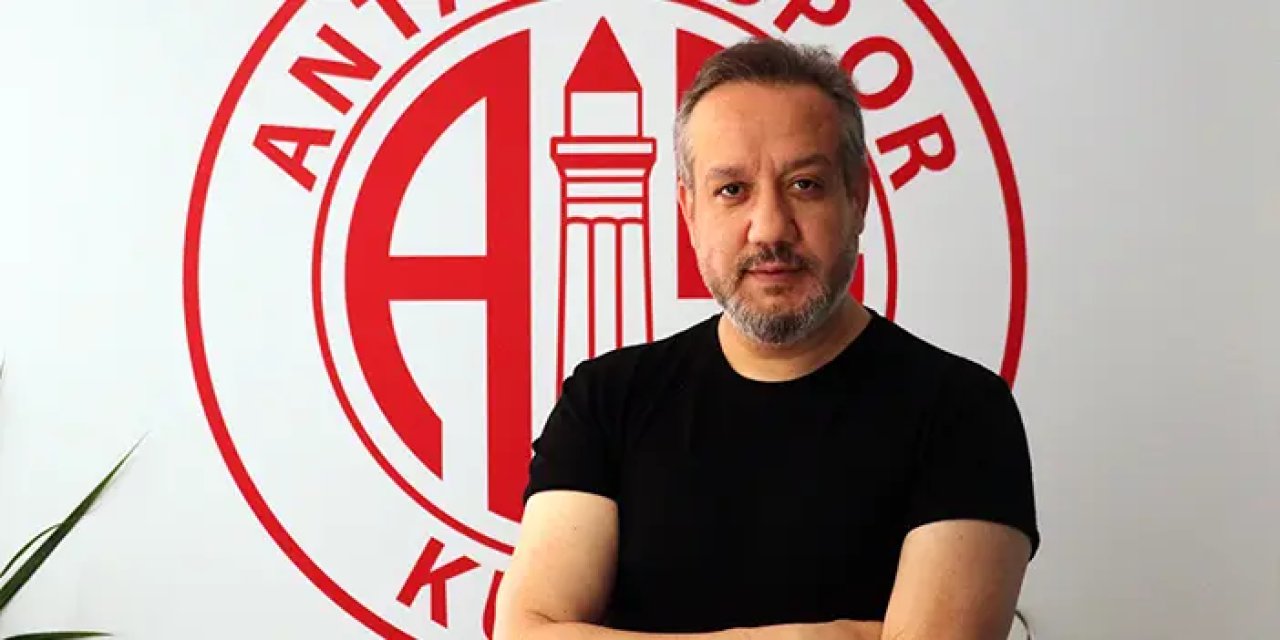 Süper Lig ekibinin başkanı resmen açıkladı! Alex de Souza...