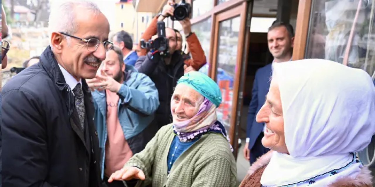 Bakan Uraloğlu Anneler Gününü kutladı!