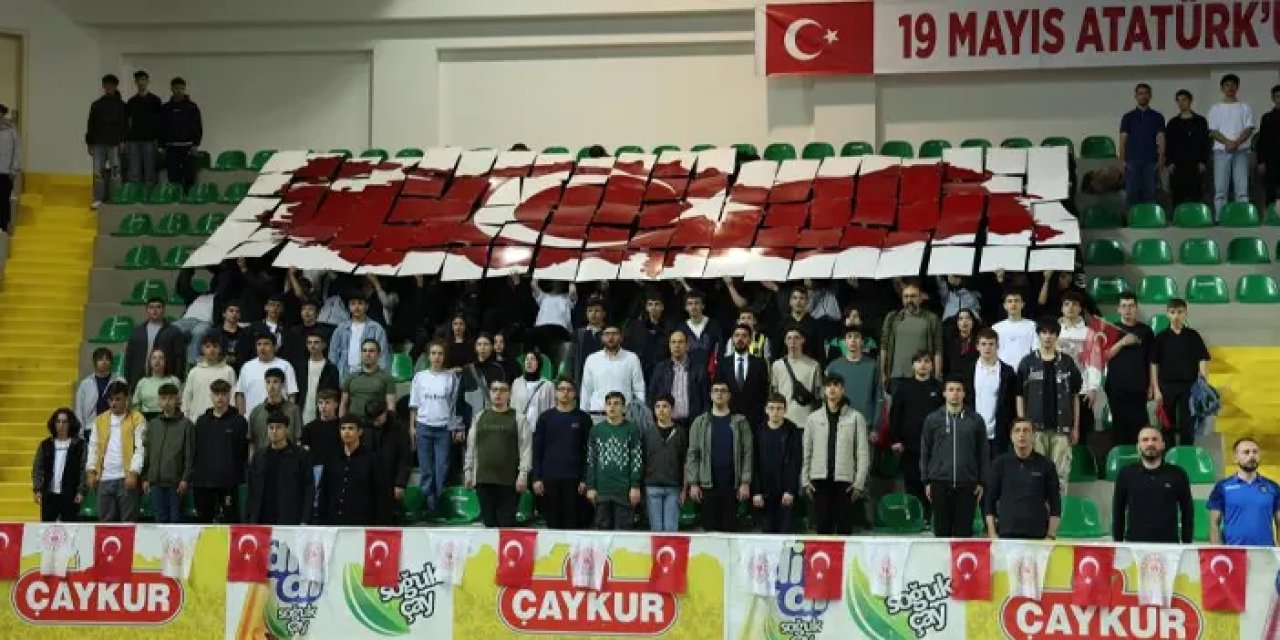 Rize'de 19 Mayıs coşkuyla kutlandı