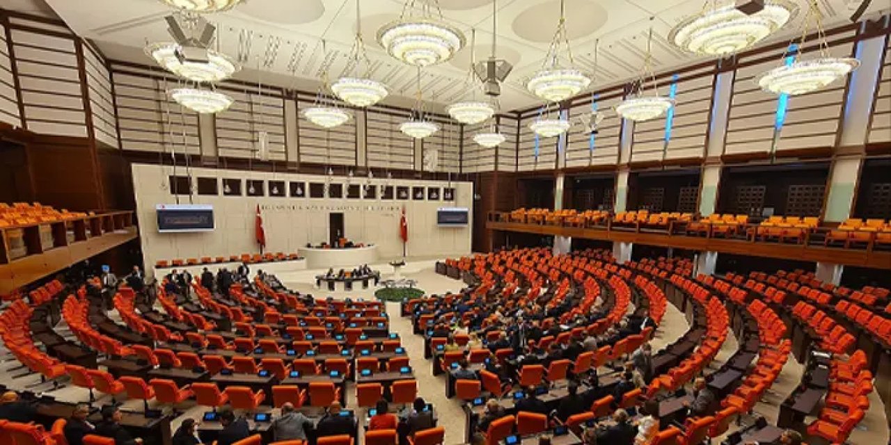 Trabzonlu siyasetçi partisinin kuruluşu için tarih verdi