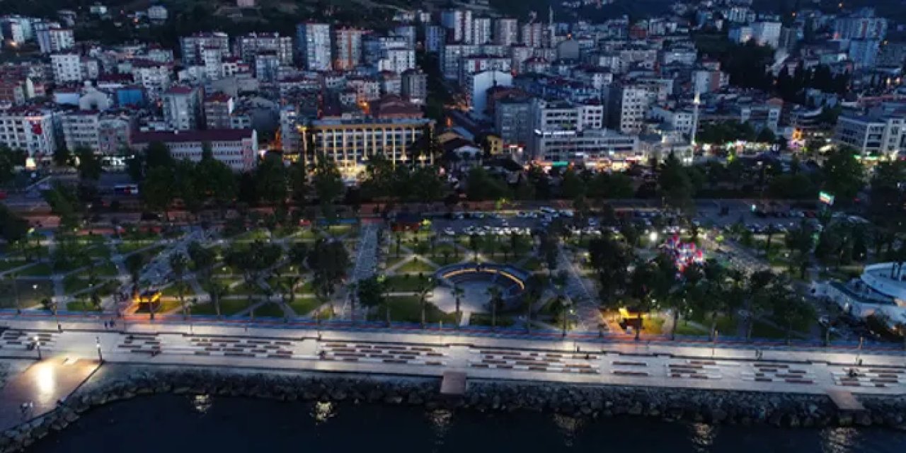 Akçaabat Belediyesi'nden Sahil Parkı'ndaki büfeler için flaş karar