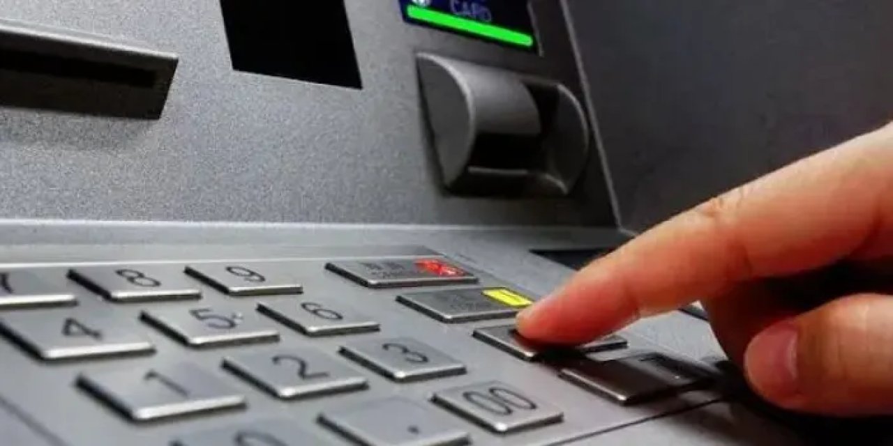 Trabzon'da bayram sabahı ATM'lere giden vatandaşlar şoku yaşadı!