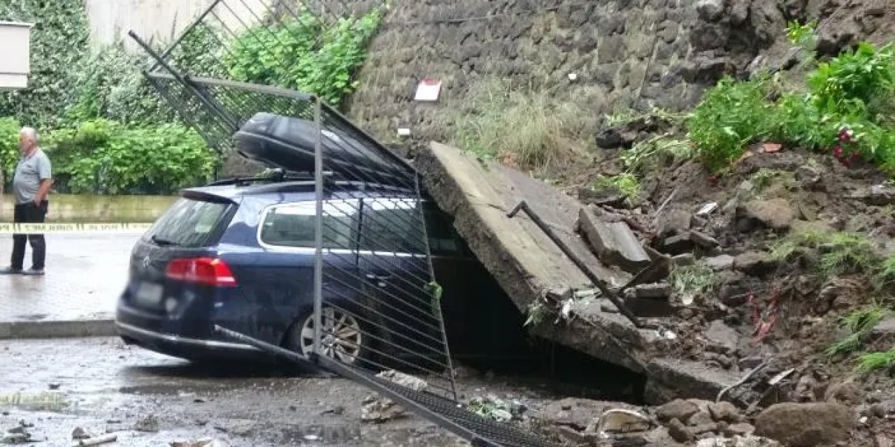 Trabzon'da istinat duvarı çöktü! Ölümden dakikalarla kurtuldular