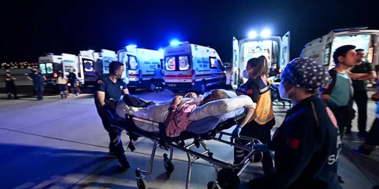 Hac ibadeti esnasında fenalaştılar! 13 kişi Türkiye'ye getirildi