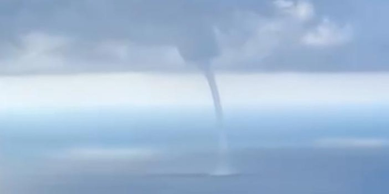 Ordu'da korku dolu anlar! Denizde hortum meydana geldi