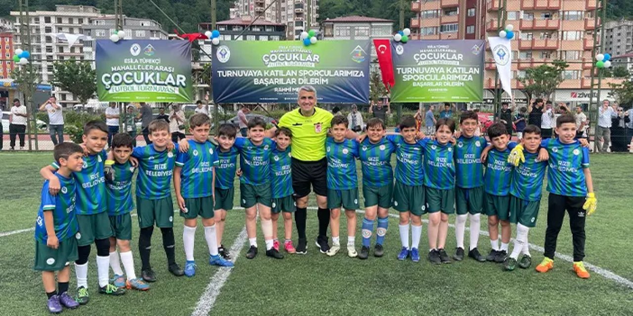 Rize'nin ilk kadın muhtarı, ilk turnuvasında şampiyon oldu