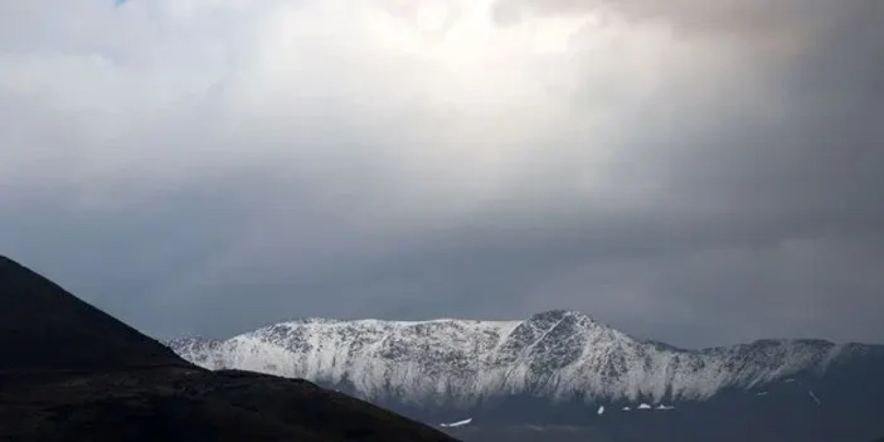 Erzincan'da Temmuz ayında kar yağdı!