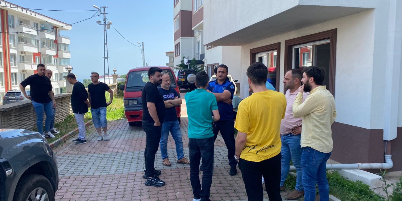 Trabzon’da apart gerginliği! İçeride turist olan işletmeler için mühürleme işlemi