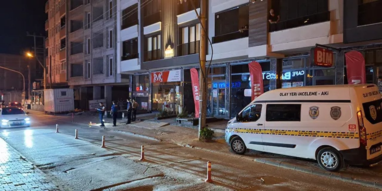 Bafra’da Sokak Kavgası: İki Genç Bıçakla Yaralandı