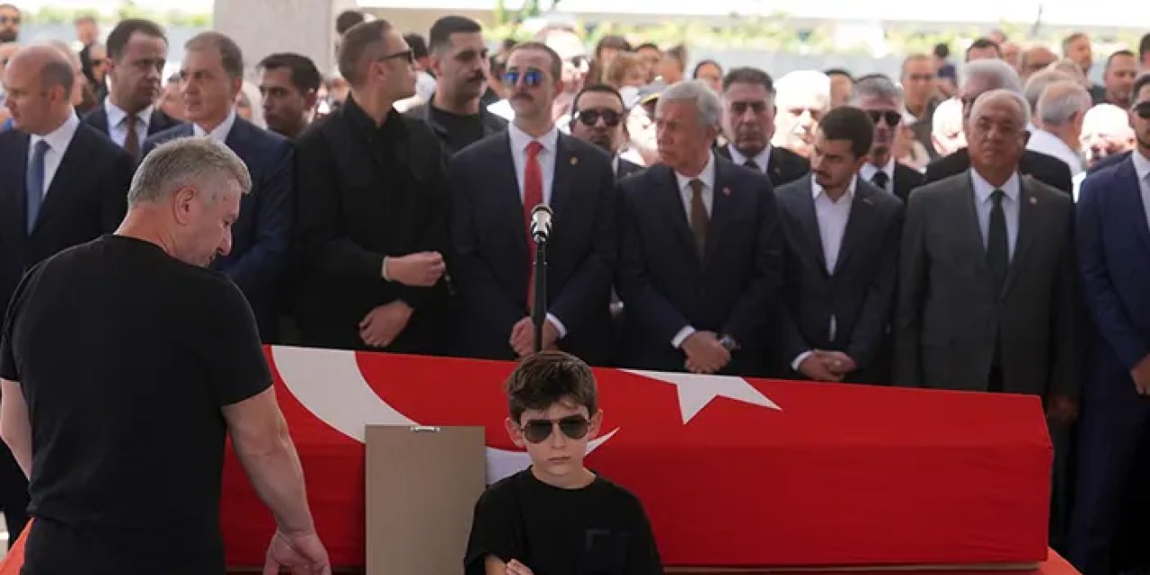 Kenan Işık son yolculuğuna uğurlandı