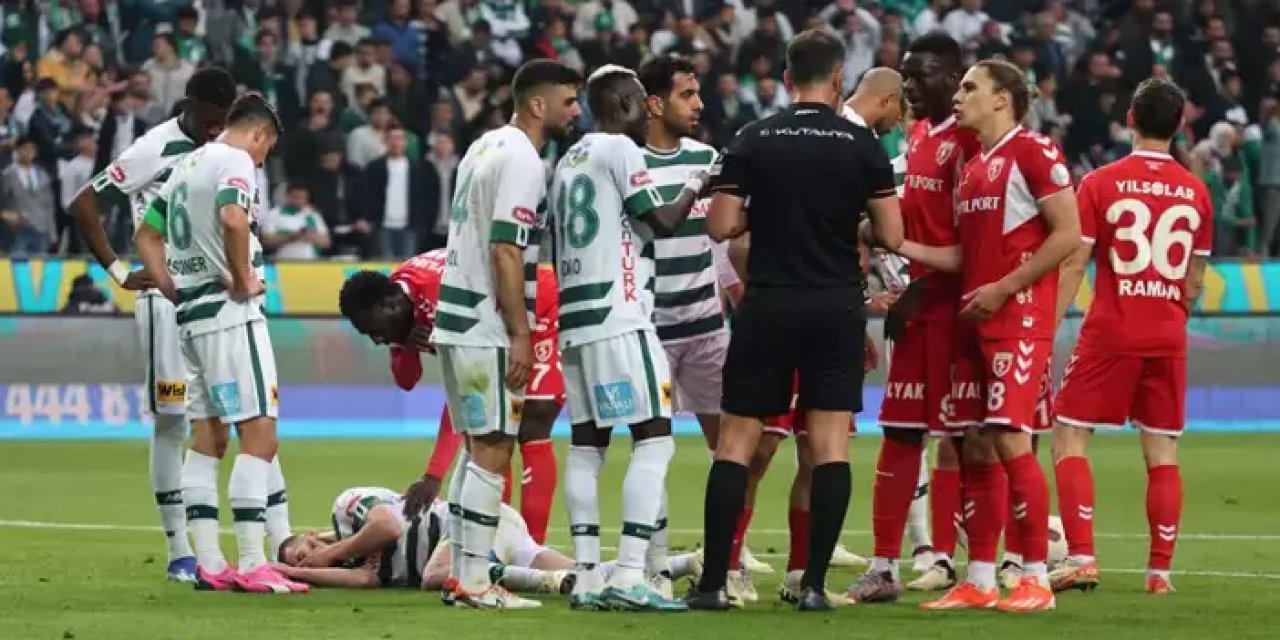Samsunspor - Konyaspor: Heyecan dorukta