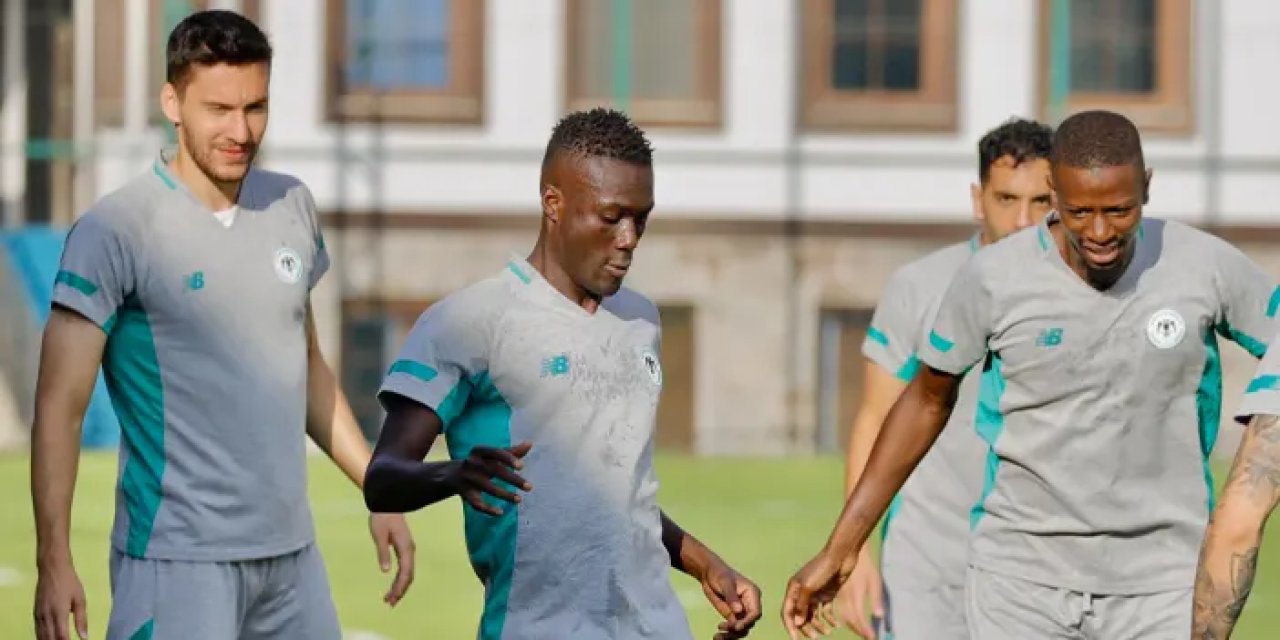 Trabzon ekibi tesislerini Konyaspor'a açtı!