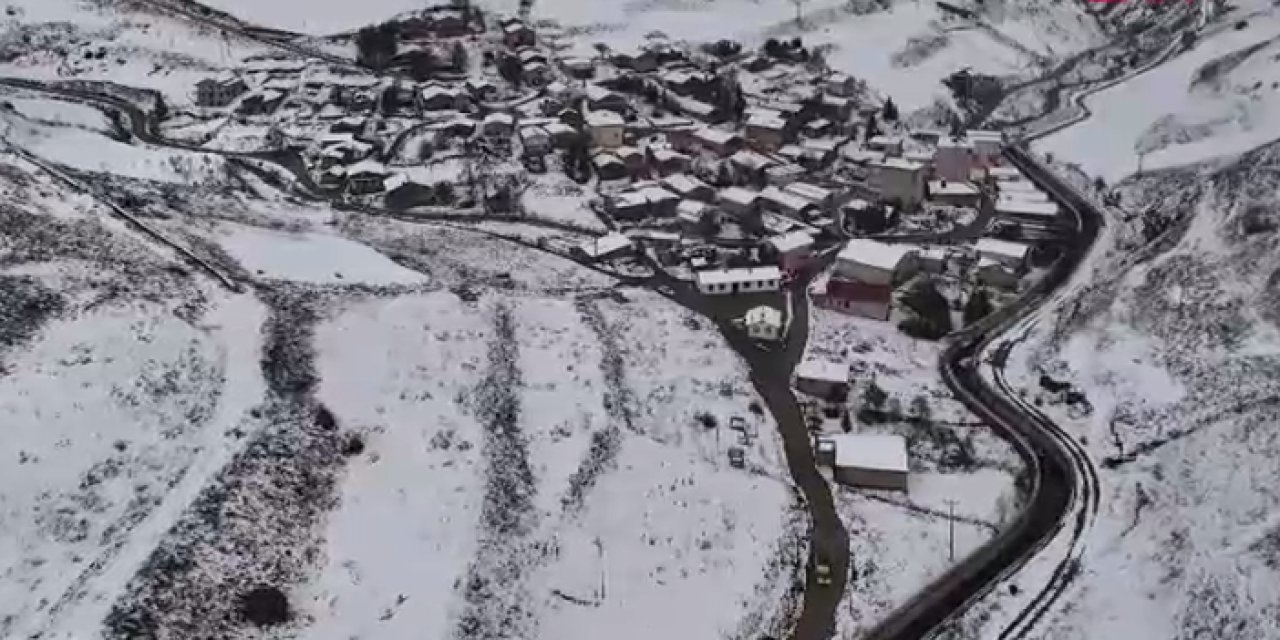 Trabzon'da yaylalar beyaza büründü! Köylere göç başladı