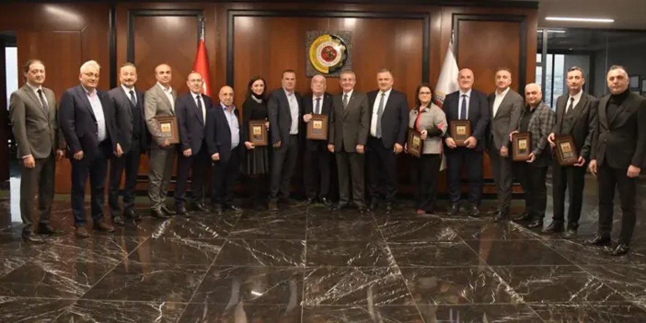 Samsun TSO’dan emektarlara plaket!