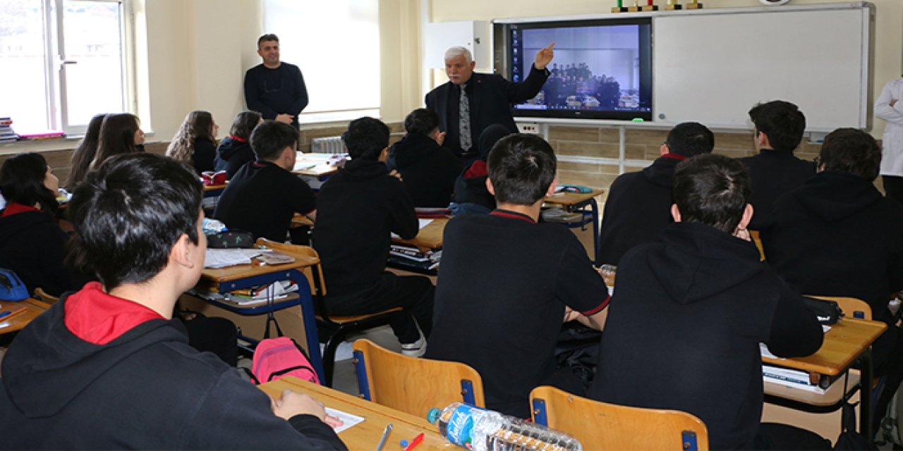 Of Milli Eğitim Müdürü’nden Fen Lisesi öğrencilerine moral ziyareti