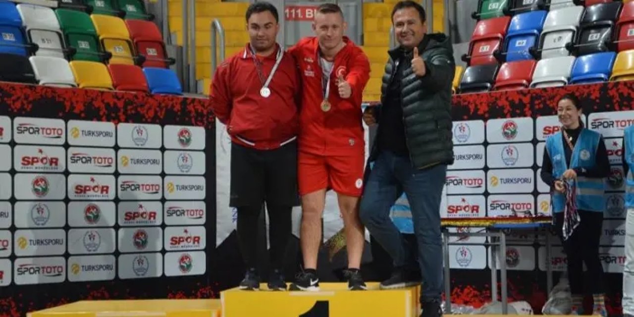 Samsun’un Canikli sporcusu Topaloğlu madalyaları topladı!