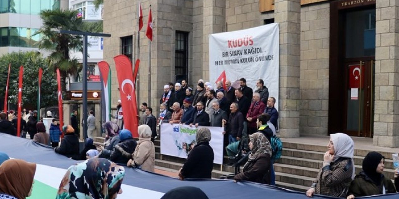 Trabzon’da Filistin’e Destek Yürüyüşü: Gazze İçin Boykot Çağrısı