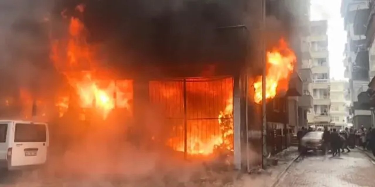 Artvin’de iş yeri alevlere teslim oldu! Hastaneye kaldırıldılar