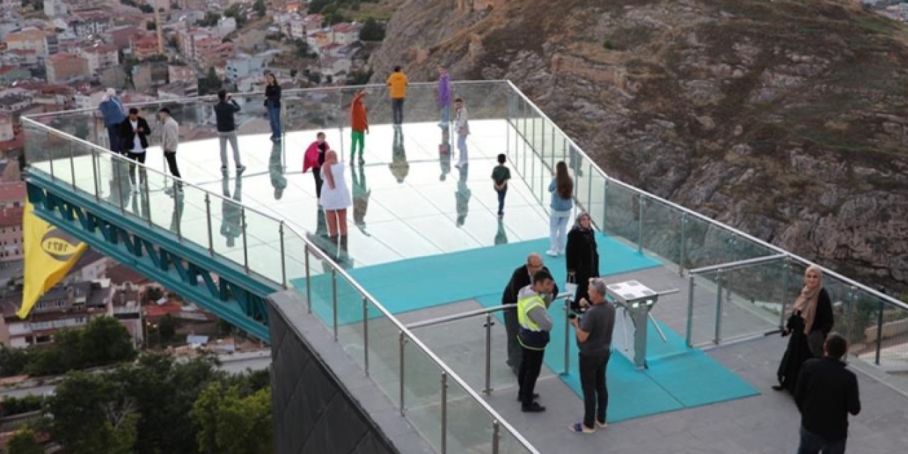 Bayburt'taki seyir terasına ücretsiz ulaşım başladı!