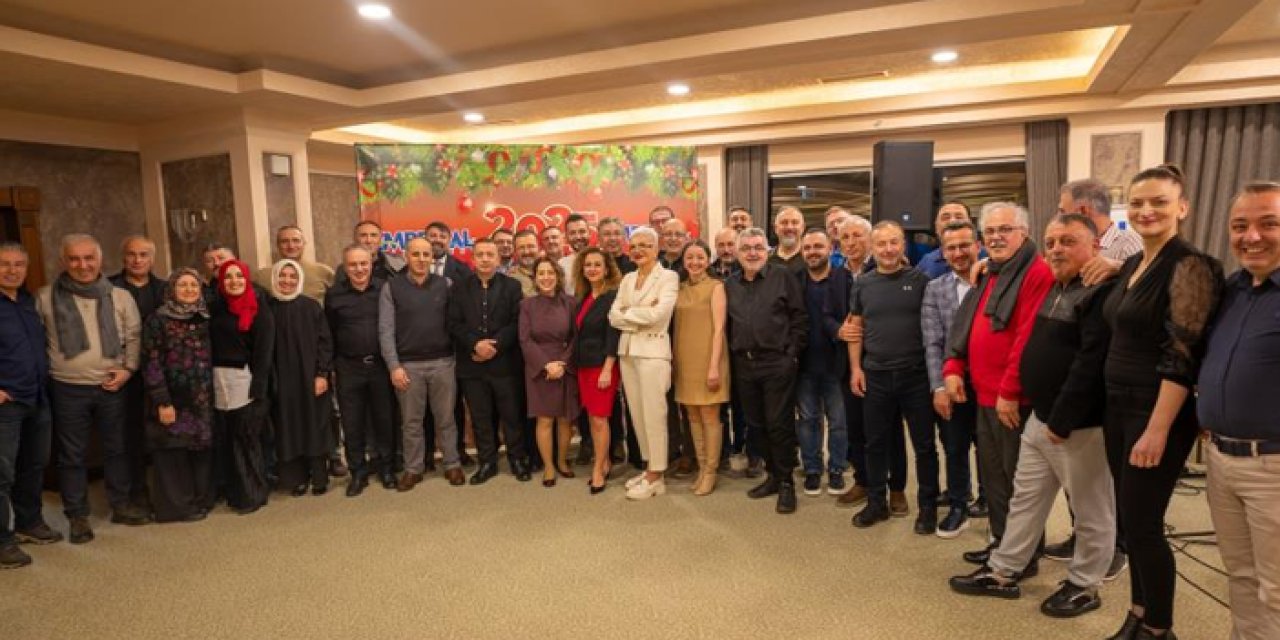 Trabzon'da İmperial Hastanesi yeni yıl yemeğinde buluştu