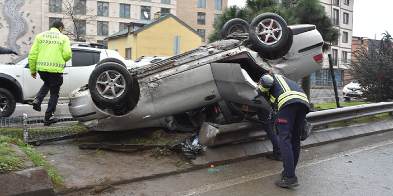 Trabzon'da otomobil devrildi! 2 yaralı var