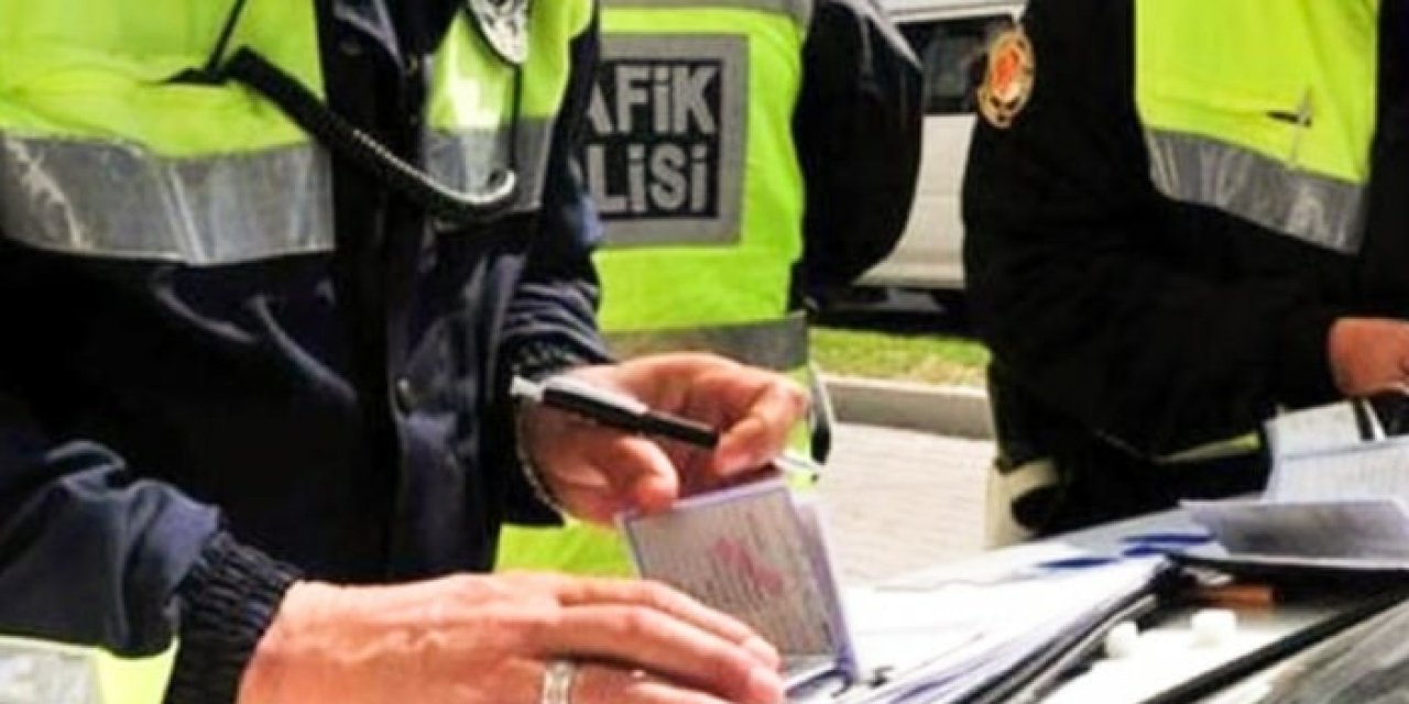 Samsun'da otobüsü sıkıştıran tır sürücüsüne ceza