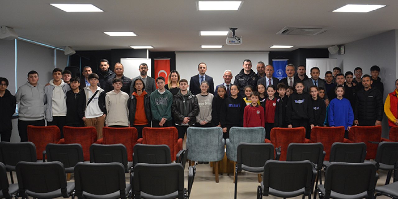 Şalpazarı'nda başarılı öğrenciler bir araya geldi