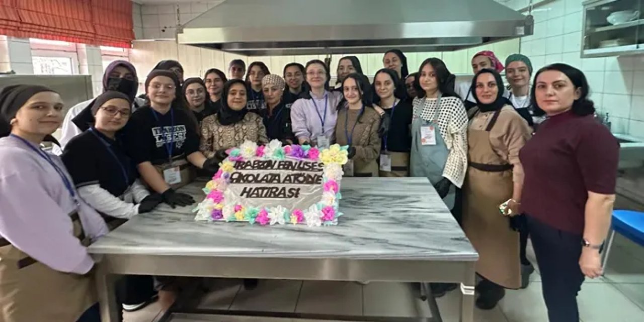 Trabzonlu öğrenciler Çikolata Workshop Etkinliği ile stres attı