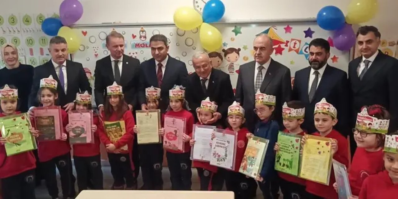 Ordu'da öğrenciler karnelerini aldı