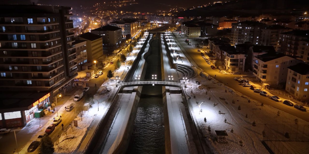 Bayburt yeni araç ve yaya köprülerine kavuştu