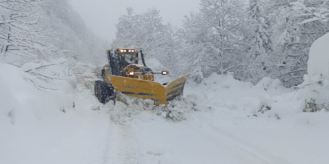 Rize'de kar esareti: 67 köye ulaşım yok