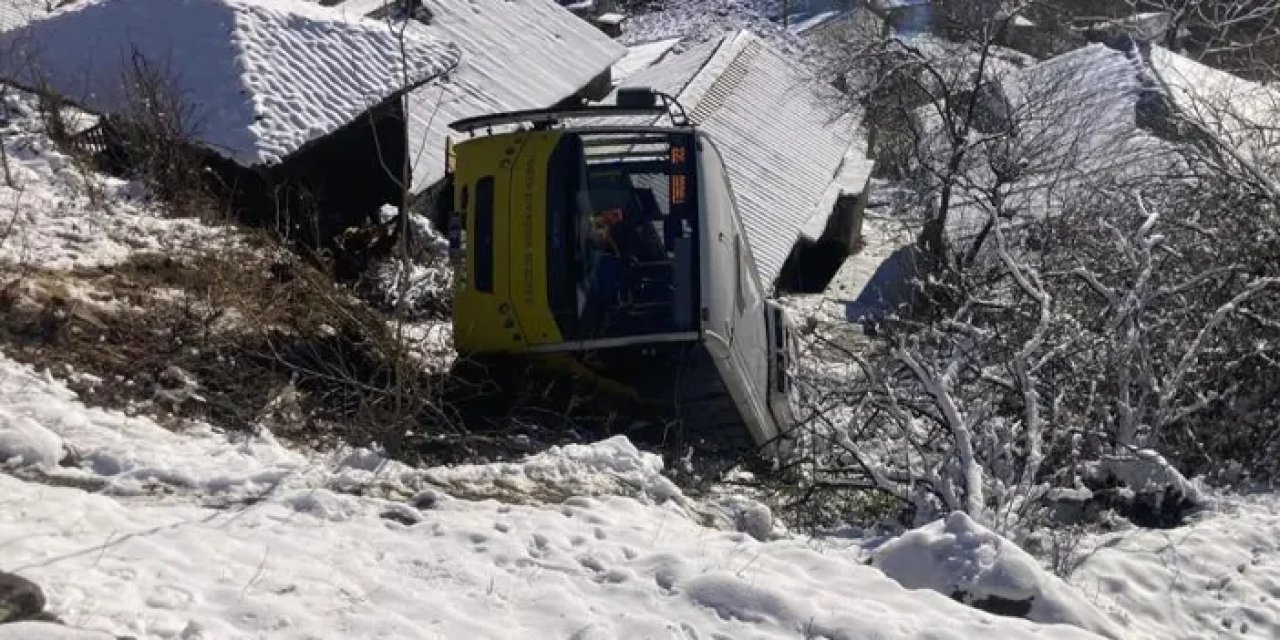 Trabzon’da yolcu otobüsü yamaçtan aşağıya yuvarlandı!