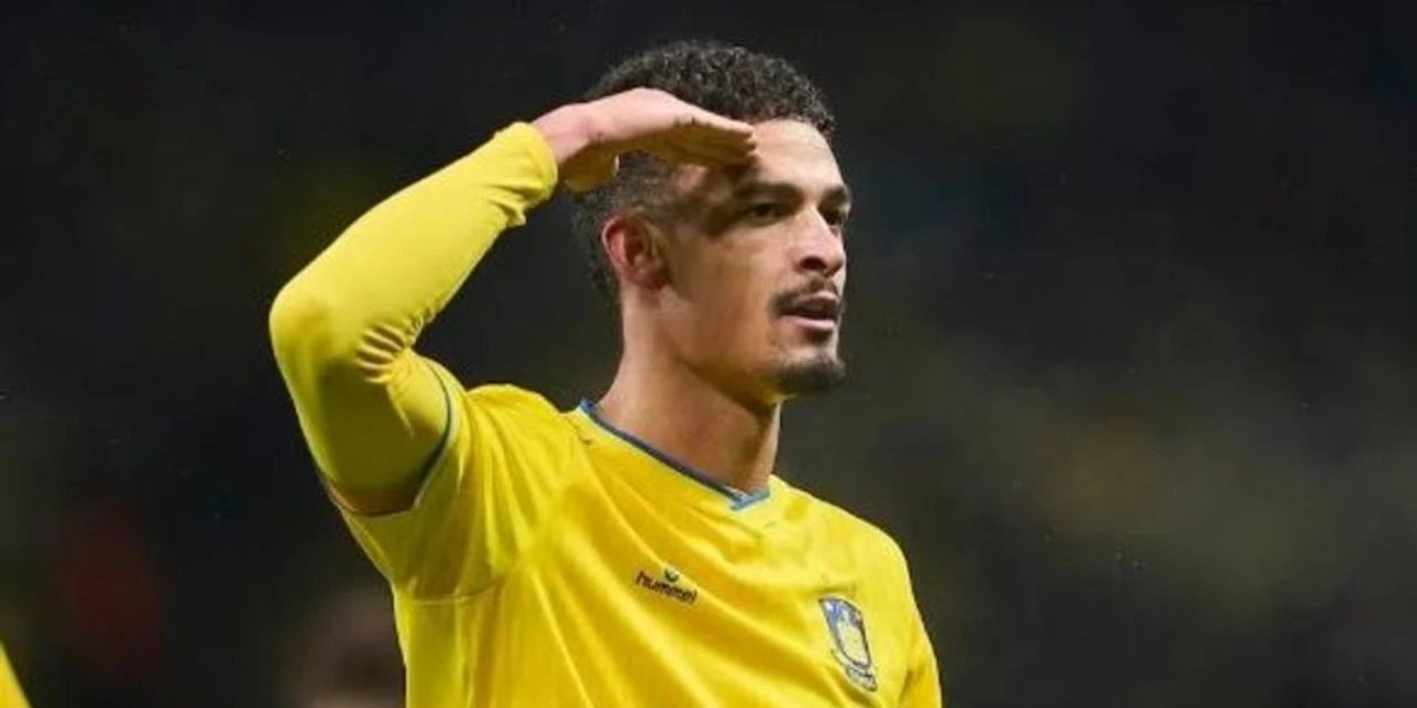 Trabzonspor ile anlaştığı söylenmişti imzayı attı "Doğru Karar Verdim"