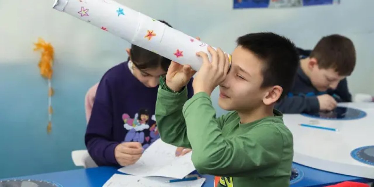 Samsun’da çocuklara ara tatilde bilim coşkusu