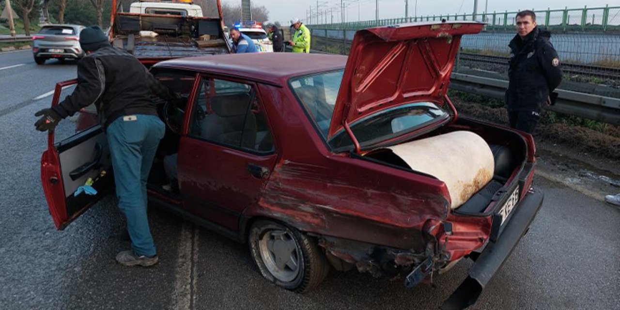 Samsun’da trafik kazası: Bariyere çarpan araçta 1 yaralı!