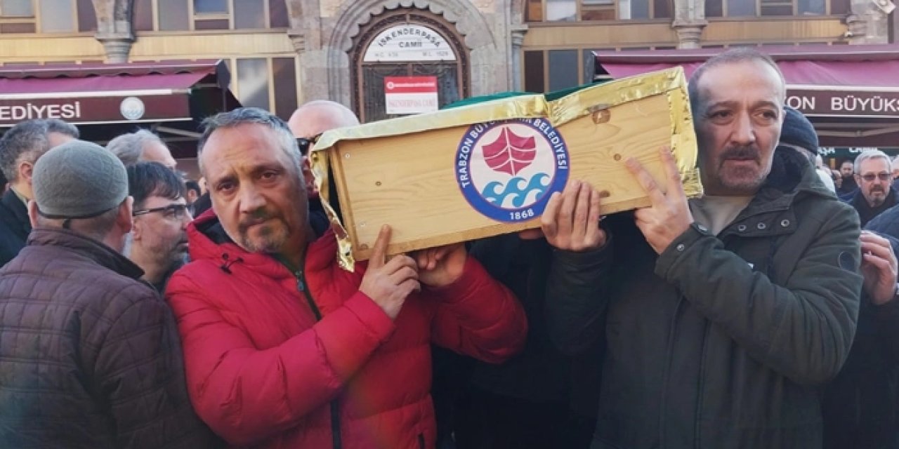 Trabzon'da Köksal Ayşan’ın acı günü: Babası Hasan Cemil Ayşan son yolculuğuna uğurlandı