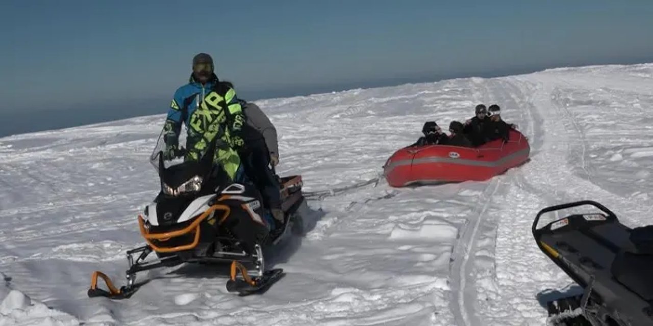 Rize’de rafting derelerden karlı yaylalara geçti!