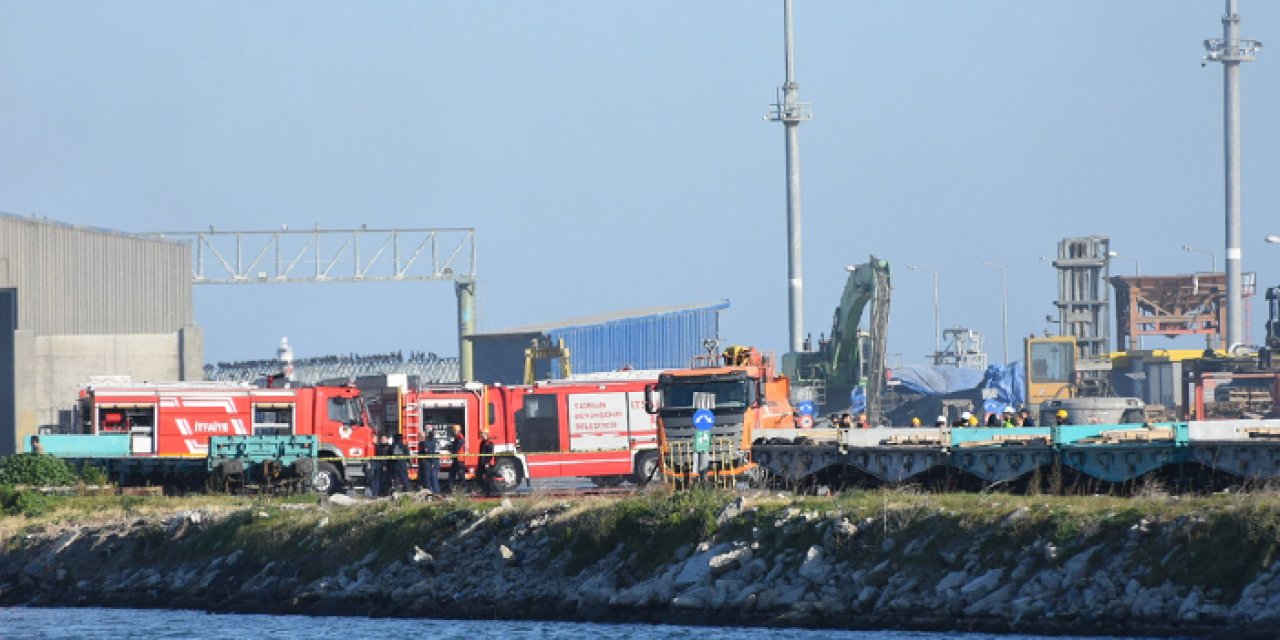 Samsun Limanı’nda kuru yük gemisinde yangın: Ekipler seferber oldu!