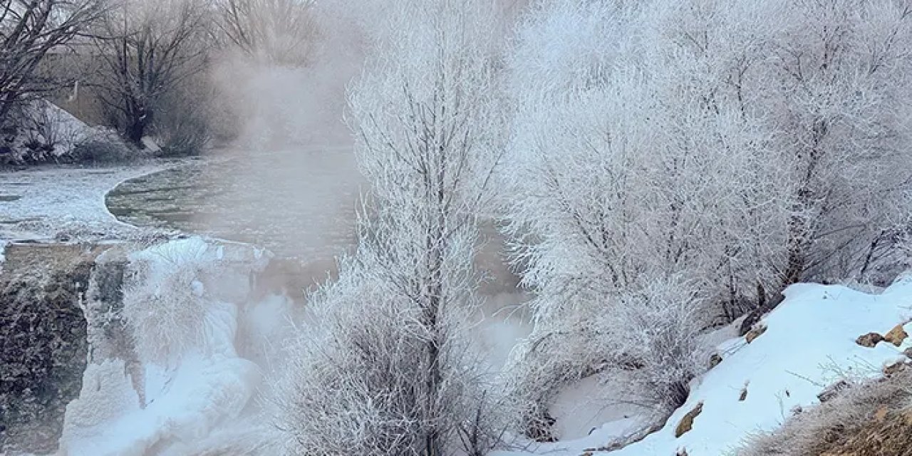 Bayburt'ta buz kesti! Soğuk hava etkili oluyor
