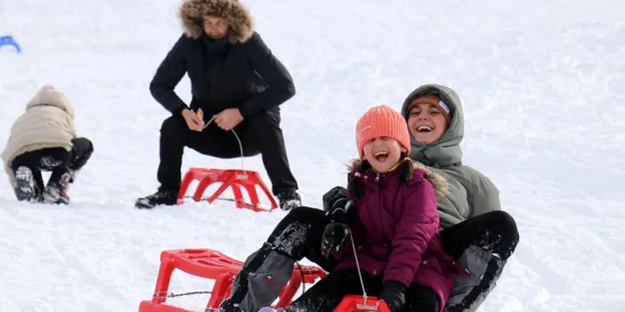 Gümüşhane Zigana Kayak Merkezi’ne yoğun ilgi!