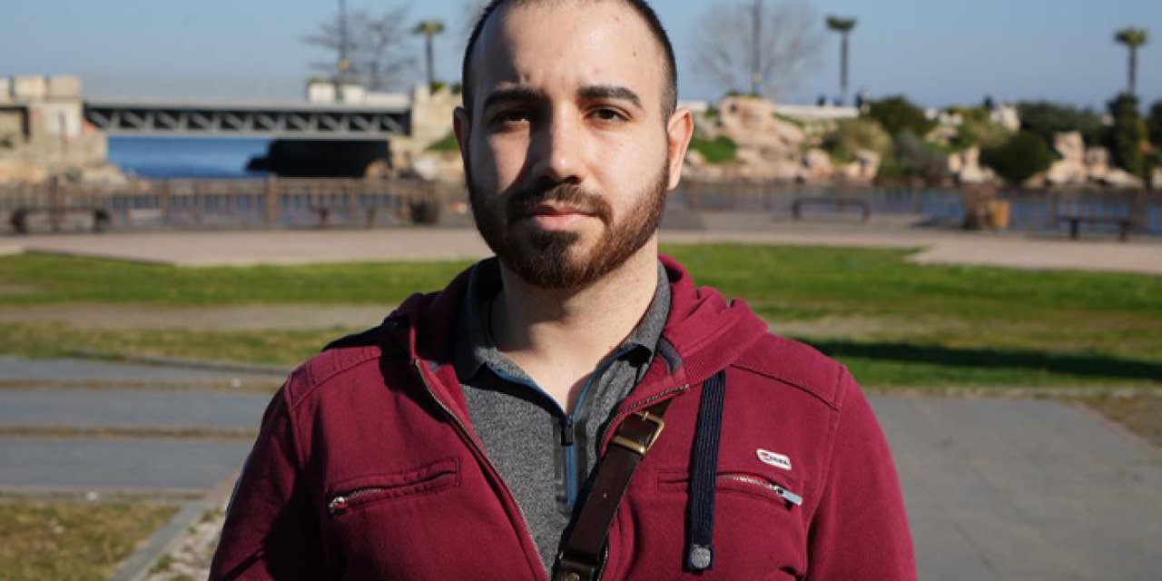 Samsun'da üniversiteli genci kargocu kılığına girip, dolandırdı!